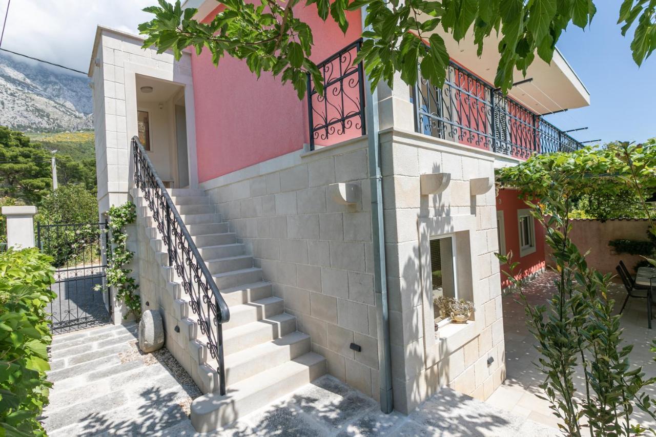 Apartment Vila Volicija Makarska Exterior photo